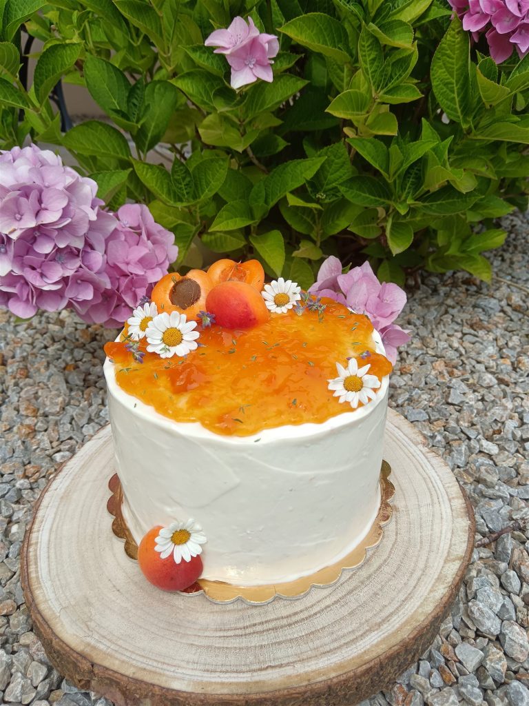 marhulova-torta-1